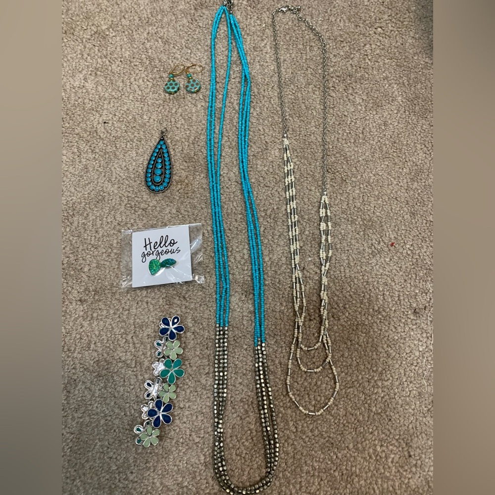Elegant Blue and Silver Jewelry Set